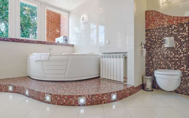 Апартаменты Петровские на Розы Люксембург 19