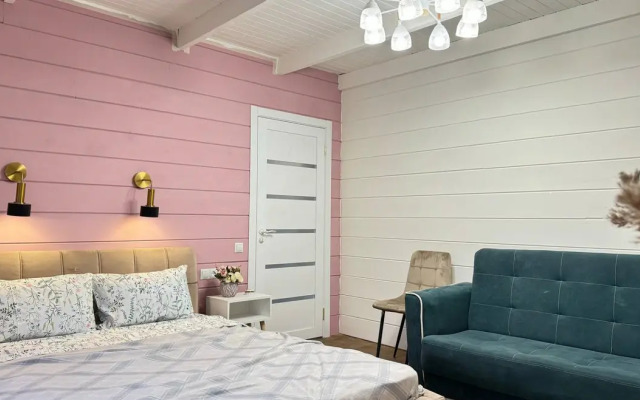 Kottedzh v Frantsuzskom Stile Provence Guest House