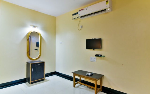 Baga Fantacia Beach Inn Hotel