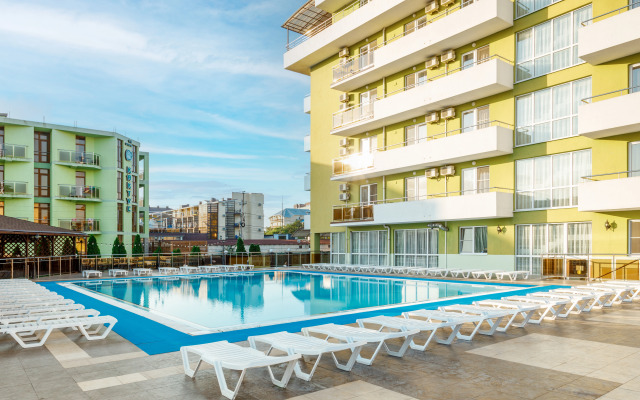 Relax Hotel