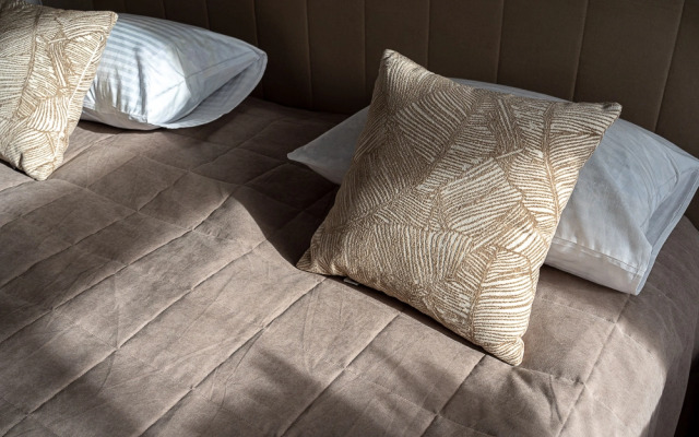 Апартаменты с дизайнерским ремонтом на центральной улице (до 4х гостей)