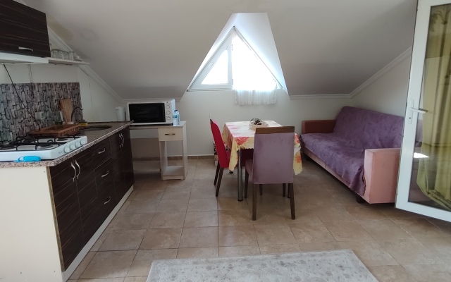 Cileks Apart-Hotel