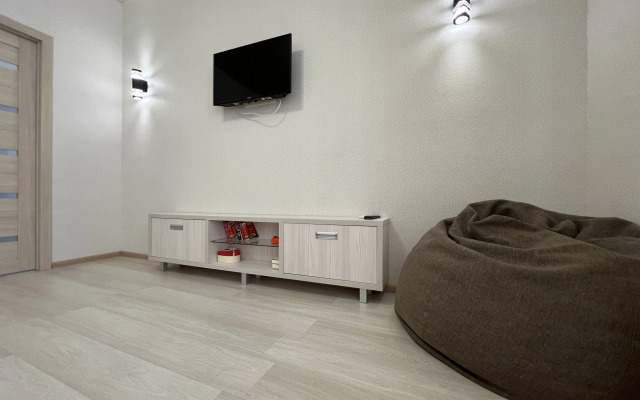 Апартаменты 1 комнатные Челнокова 12 корпус 5-12 как дома Севастополь