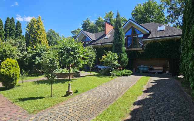 V tsentre Uyutny spa Guest house