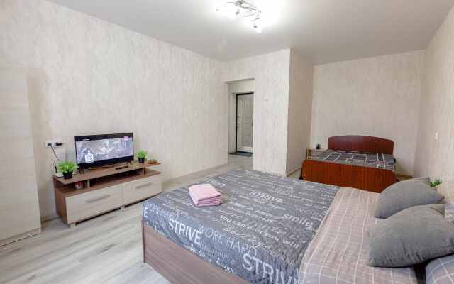 Smolsutki Normandiya-Neman 29 Flat