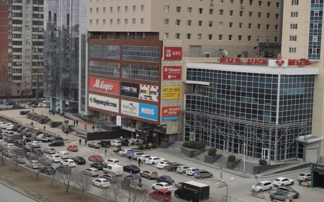 Квартира в деловом центре Тюмени на 50 лет Октября