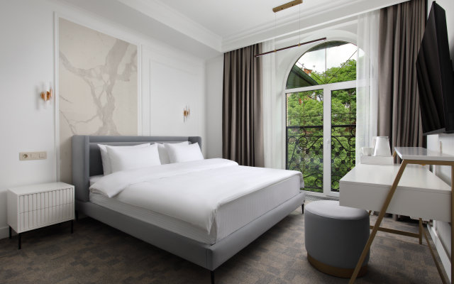 Отель Астория