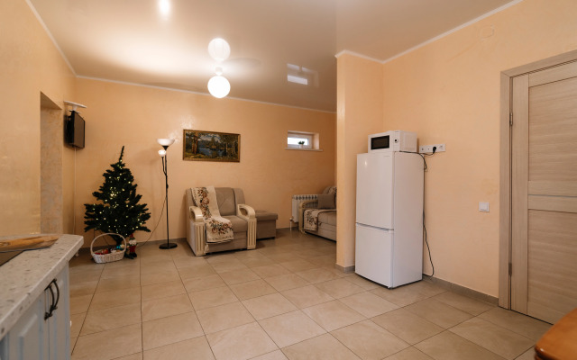 5-ti mestnye na Tverskom ryadom s trassoj M4 Don s krytoj parkovkoj Apartment