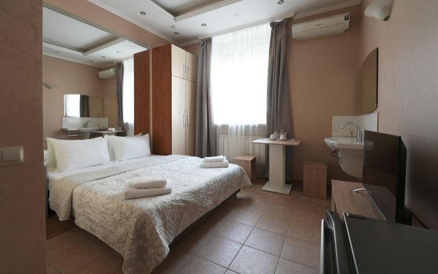 Afina Hotel