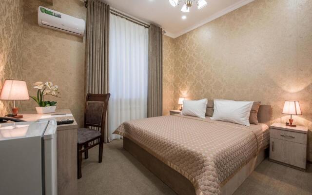 Huzur Hotel Tashkent