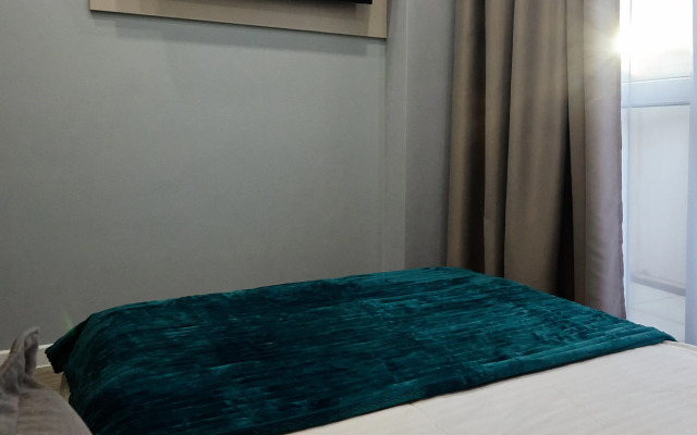 V Zhk Rezident s Balkonom Apartment