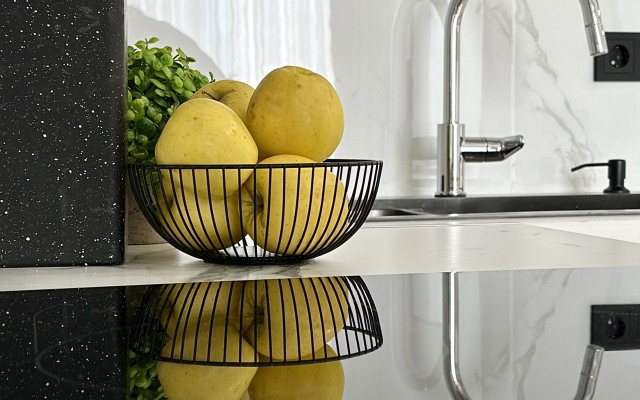 Апартаменты 158/4 Комфорт сити с двуспальной кроватью, диваном и красивым видом