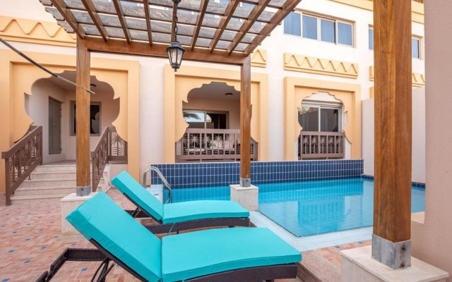 GLOBALSTAY Villas with private pool on Palm Jumeirah Beach