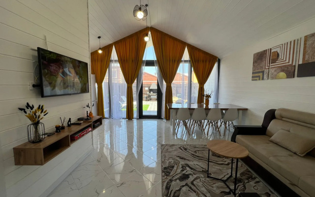 Sea Breeze U Morya Villa