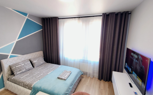 Квартира студия на 17 этаже