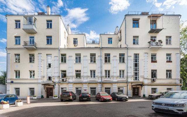 Dvukhkomnatnye v istoricheskom tsentre Moskvy Apartments
