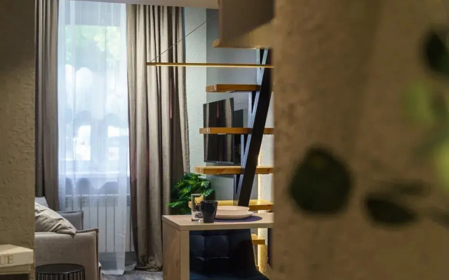 Studiya Nizhnyaya Pervomayskaya 64 Flat