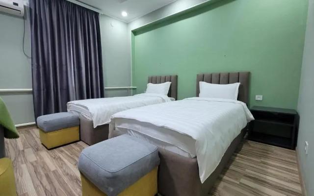 Отель Travel Point