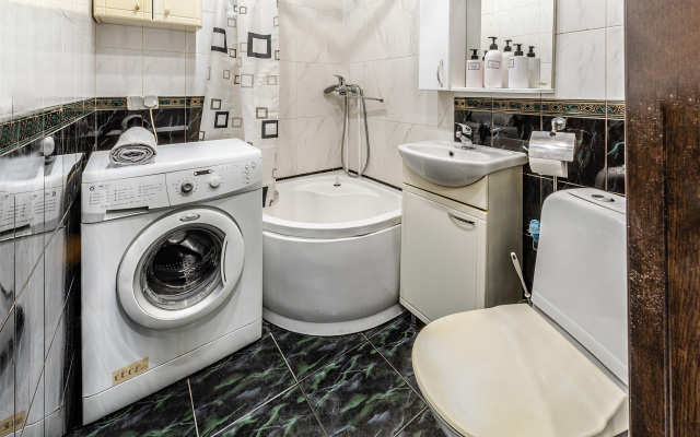 Shikarnaya Dvukhkomnatnaya V Tsentre Goroda Flat