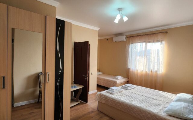 Liana Guesthouse