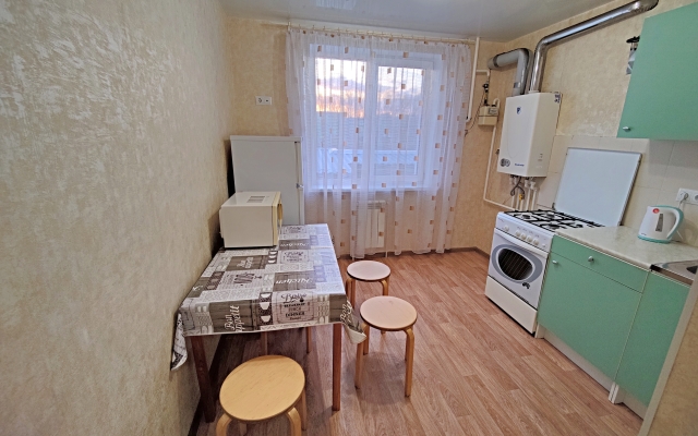V Mikrorajon Krutye Klyuchi 42 Flat
