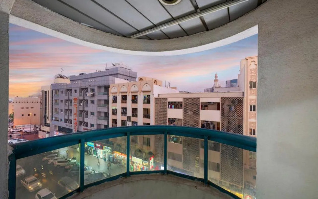 Отель Naif Palace