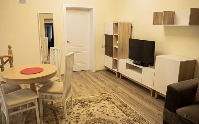 Kremlyovskaya 7 Apartments