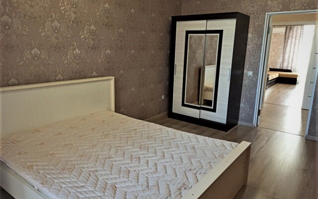 Апартаменты КвартОтель на М.Горького 85Б 23