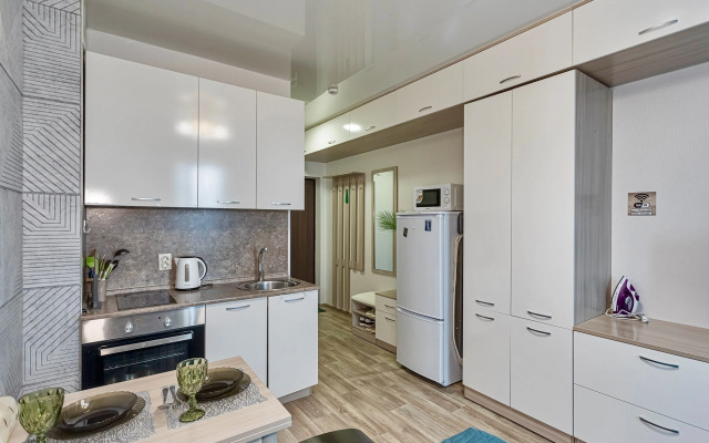 Квартира очень уютная и аккуратная с видом на море