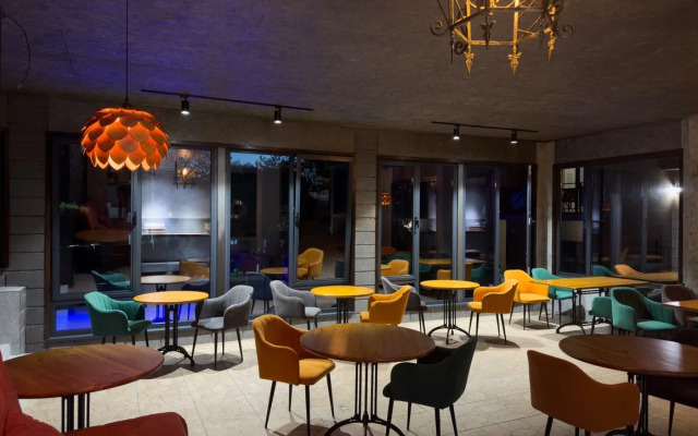 Eco Life Hotel