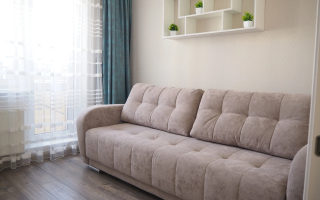 Razmestim Na Ulitse Universitetskaya Naberezhnaya 105 Flat