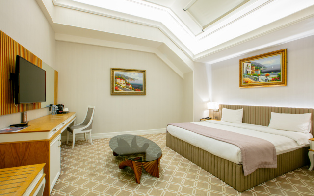 Theatrum Hotel Baku