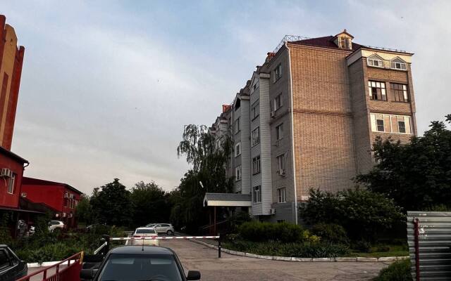 s Uiutnoi Obstanovkoi na Koshevogo 44 Flat