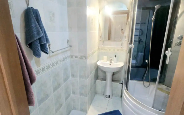 Dvukhkomnatnaya Samal 2 Almaty Flat
