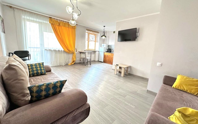 Dvukhkomnatnaya v tsentre na Vesennei ryadom s KuzGTU i RIAtsentrom Flat