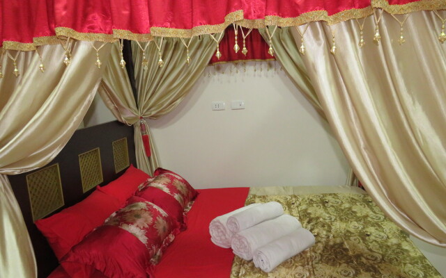 Yin Yang Ryadom S Morem RedSeaLine Apartments