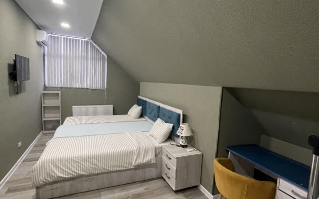 DanaEVA Hotel