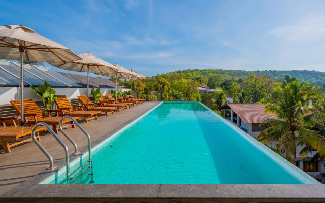 Отель The Passport