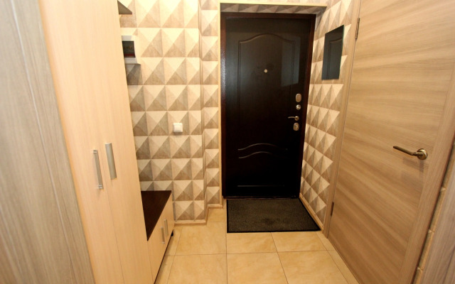 Апартаменты Глобус на Крестинского 35 (2)