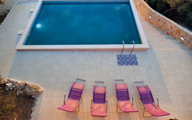 Вилла Helena Milna Brac Island