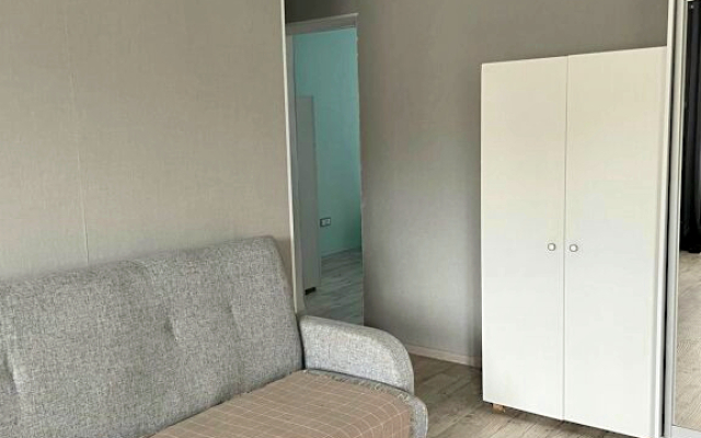 Апартаменты Двухкомнатная квартира не далеко от центра