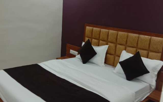 Отель Maple View