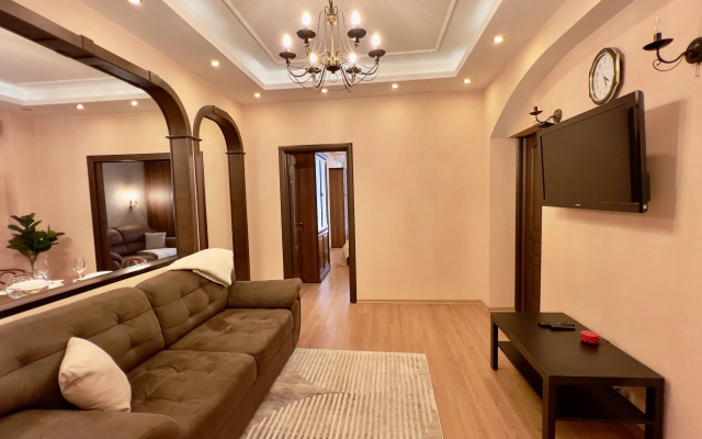 Abri Luxe Toscana Na Lermontova Flat