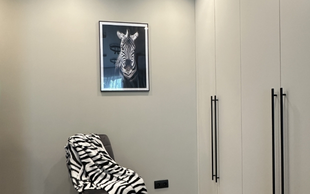 New Aparts Zebra Apartments