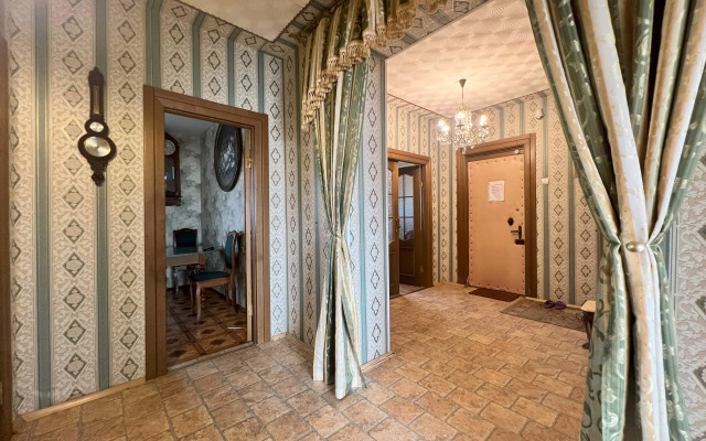 Na Ulitse Polesskaya 19 Flat