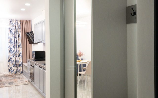 Апартаменты двухкомнатные с двумя кроватями, гардеробной и кухней-гостиной