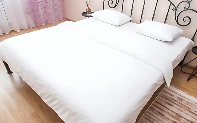 Апартаменты на 30 Лет Победы 37