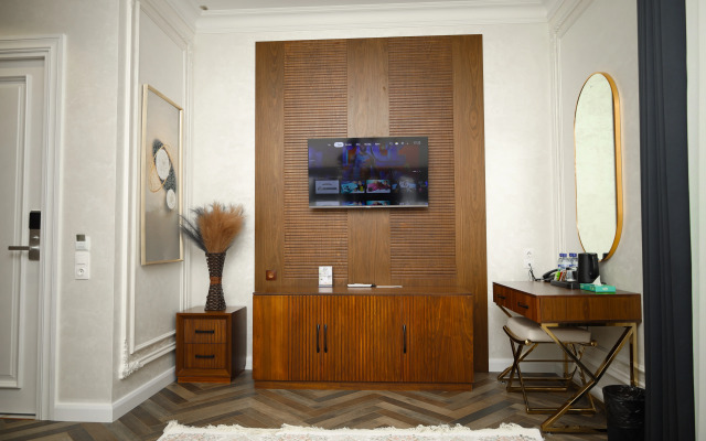 Aliz Boulevard Hotel