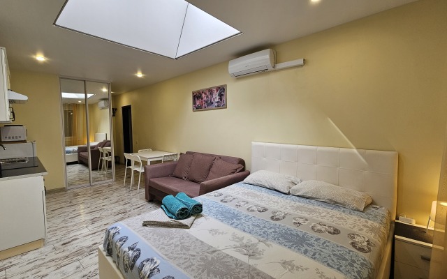 Апартаменты Уютная студия на Роз 57 от HomeHotelSochi (2)