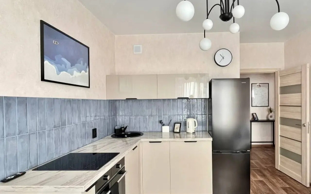 Uyutnaya Sovremennaya Odnushka U Aviadvigatelya Flat